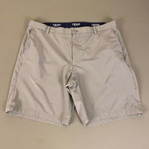 IZOD Golf Shorts Men's Size 42‎ Gray Performance Stretch Flat Front Khaki